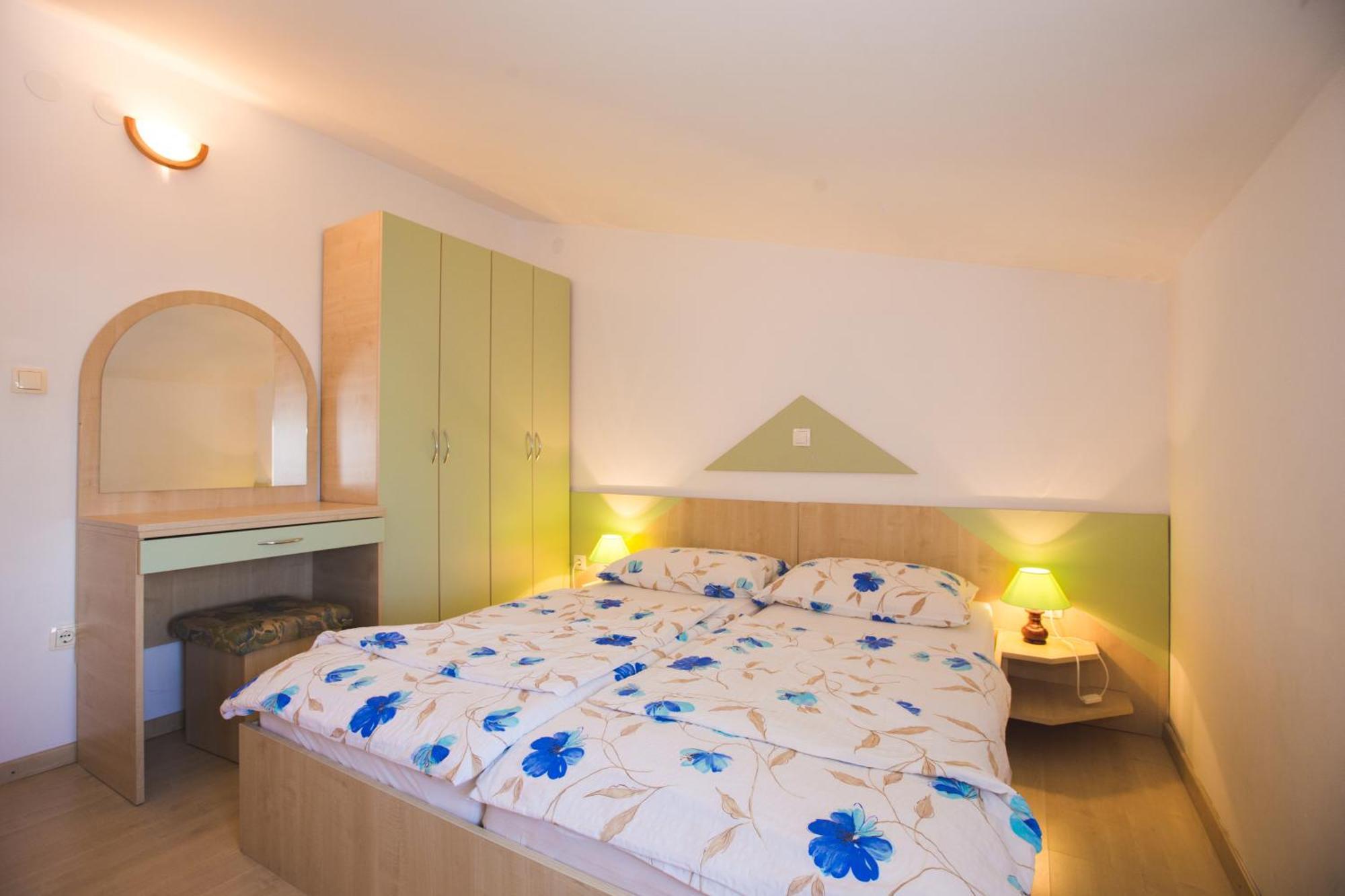 Apartmani Nada & Darko, Kampor, Rab, Hrvatska エクステリア 写真