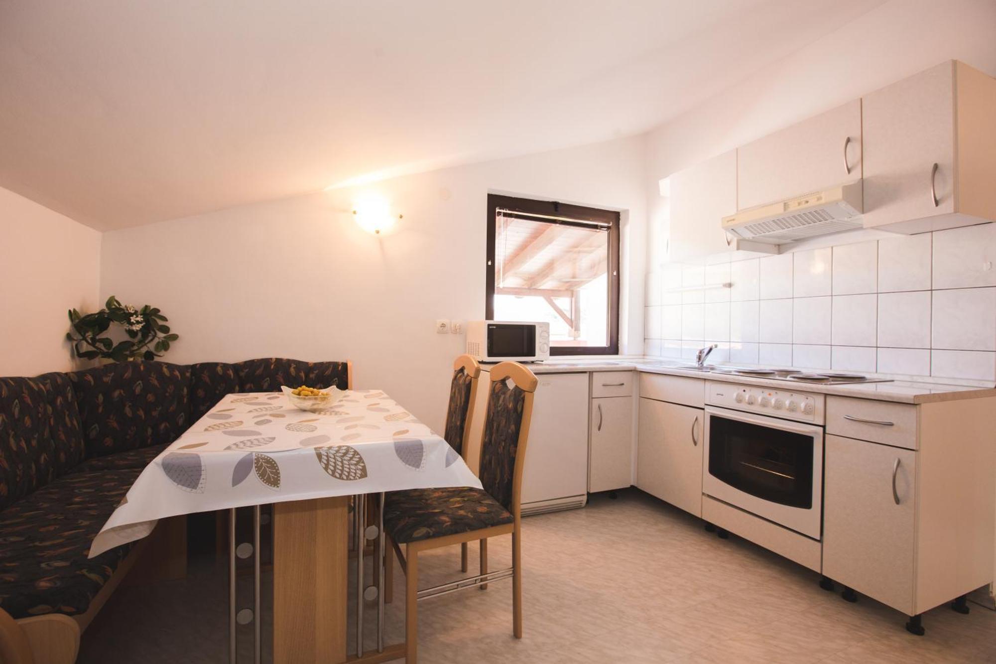 Apartmani Nada & Darko, Kampor, Rab, Hrvatska エクステリア 写真